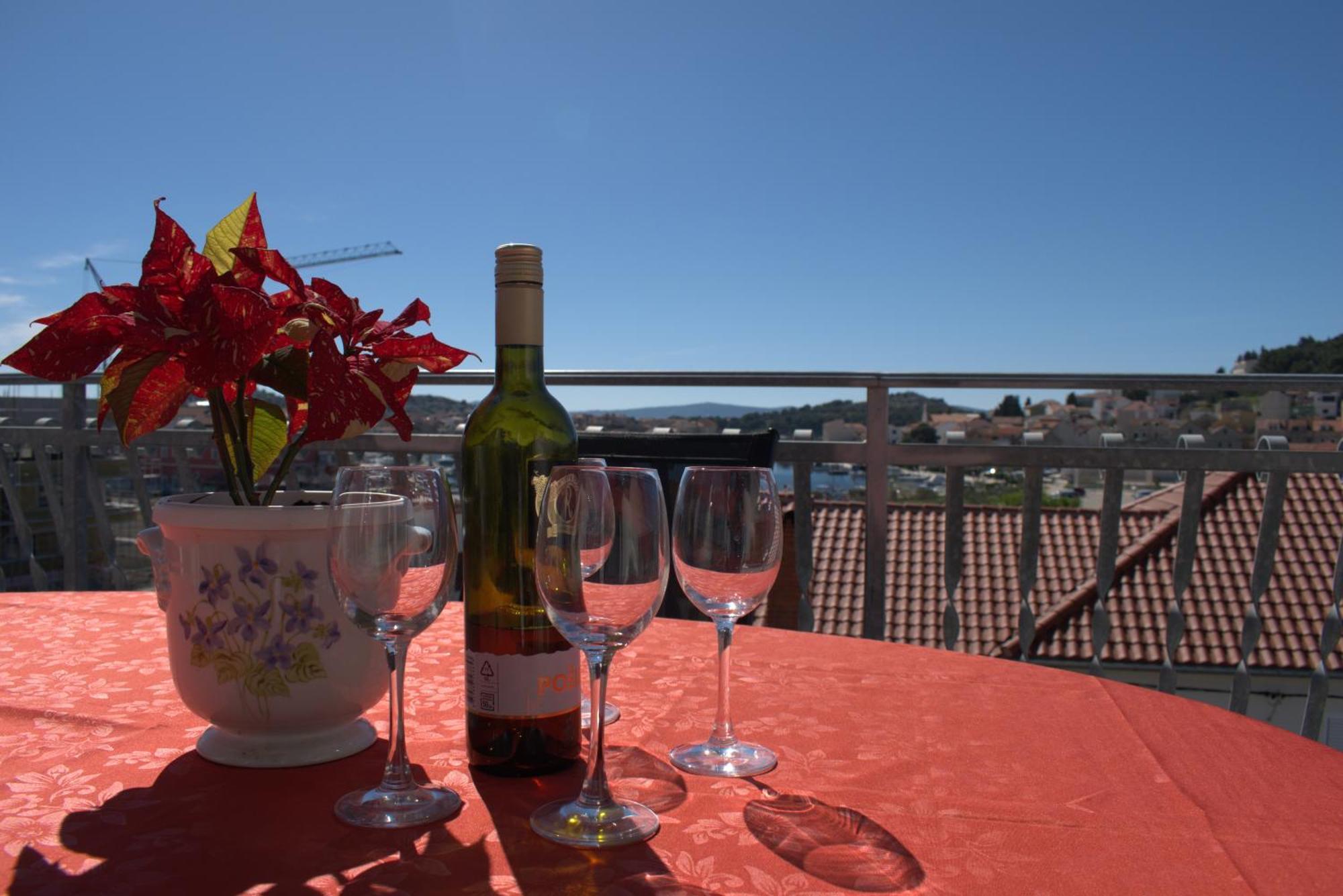 Apartman Marko Tribalj Esterno foto
